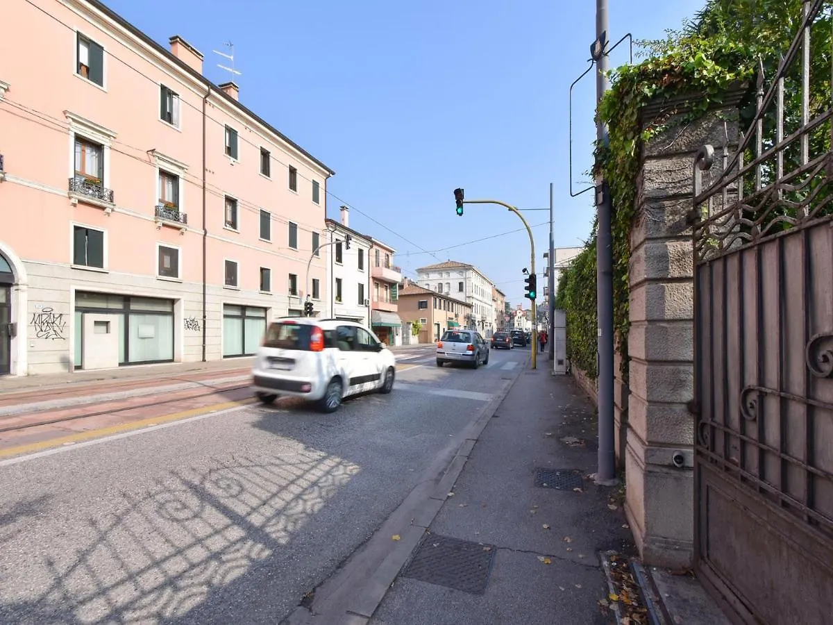 Welc-Om Golden Apartment Padova