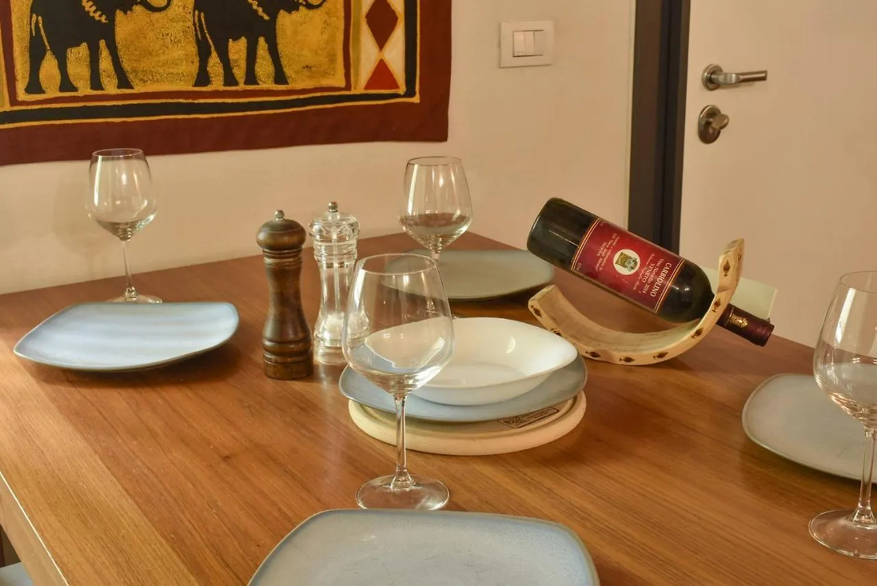 Welc-Om Golden Apartment Padova Italy